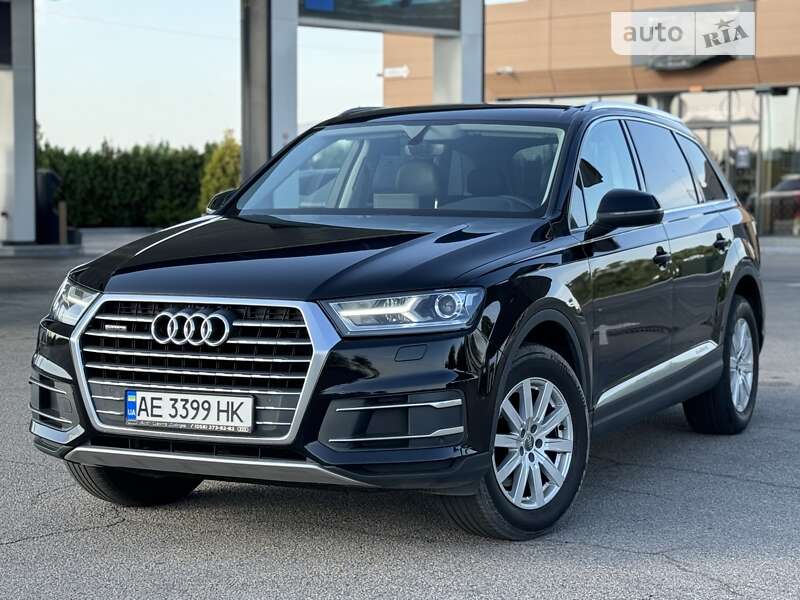 Внедорожник / Кроссовер Audi Q7 2016 в Днепре