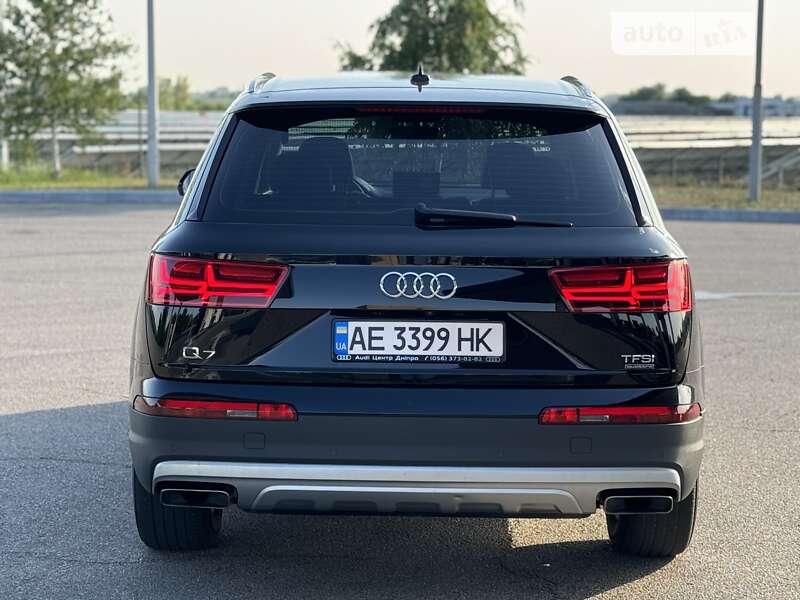 Внедорожник / Кроссовер Audi Q7 2016 в Днепре