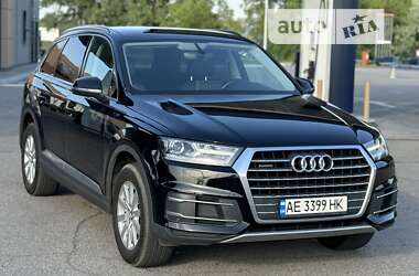 Внедорожник / Кроссовер Audi Q7 2016 в Днепре