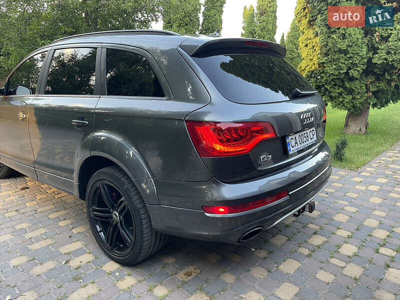 Позашляховик / Кросовер Audi Q7 2015 в Черкасах