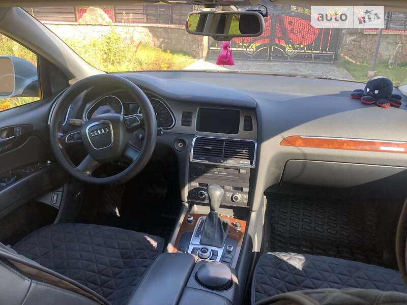 Внедорожник / Кроссовер Audi Q7 2010 в Ивано-Франковске