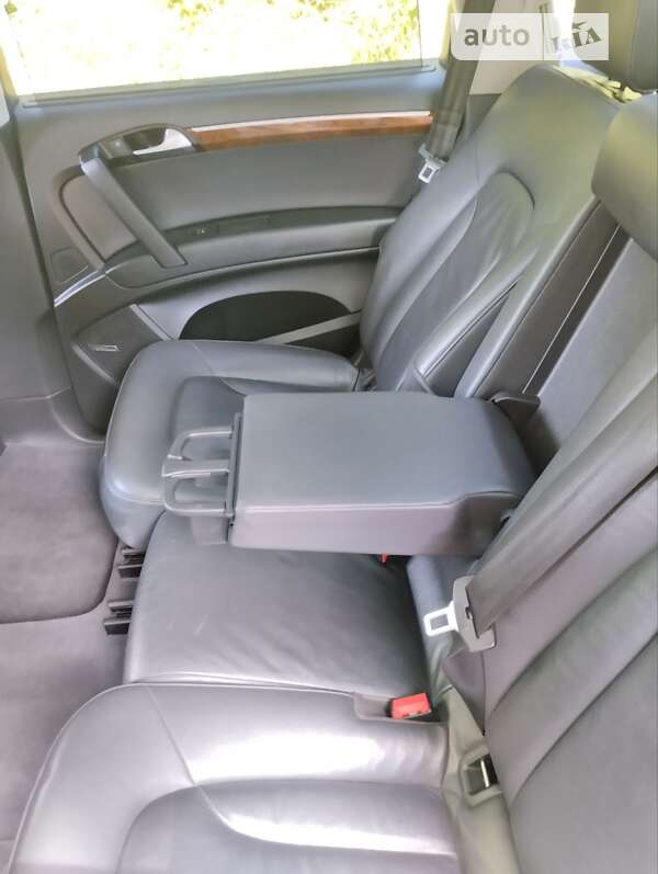 Позашляховик / Кросовер Audi Q7 2013 в Рівному фото 28 Позашляховик / Кросовер Audi Q7 2013 в Рівному