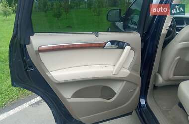 Внедорожник / Кроссовер Audi Q7 2014 в 