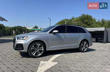 Внедорожник / Кроссовер Audi Q7 2020 в 