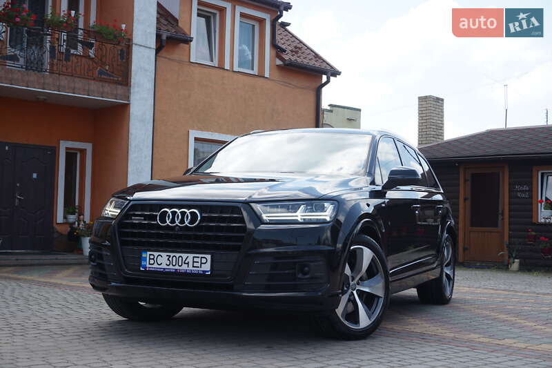 Позашляховик / Кросовер Audi Q7 2015 в Самборі