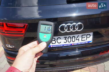 Внедорожник / Кроссовер Audi Q7 2015 в 