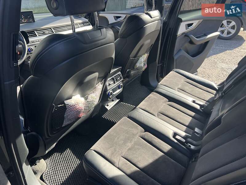 Позашляховик / Кросовер Audi Q7 2016 в Києві фото 16 Позашляховик / Кросовер Audi Q7 2016 в Києві