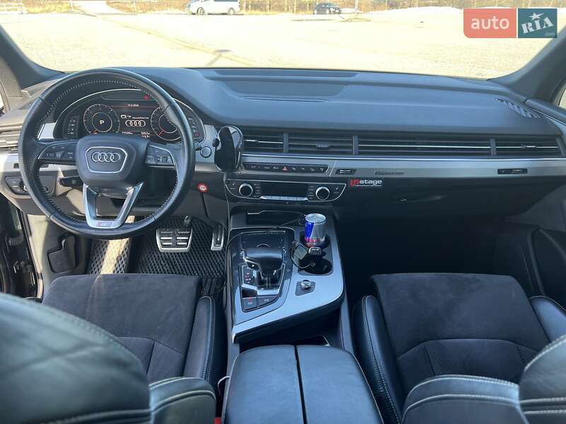 Позашляховик / Кросовер Audi Q7 2016 в Києві фото 18 Позашляховик / Кросовер Audi Q7 2016 в Києві