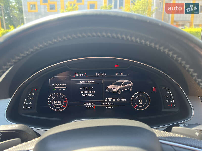 Внедорожник / Кроссовер Audi Q7 2016 в Буче
