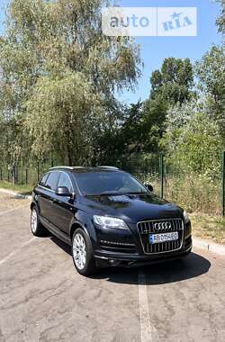 Позашляховик / Кросовер Audi Q7 2013 в Києві