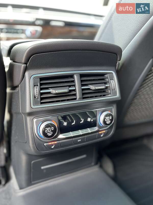 Позашляховик / Кросовер Audi Q7 2017 в Львові