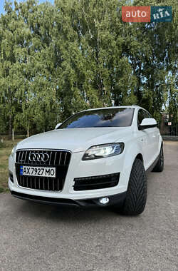 Внедорожник / Кроссовер Audi Q7 2013 в 