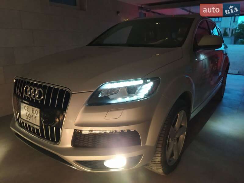 Внедорожник / Кроссовер Audi Q7 2015 в Черновцах