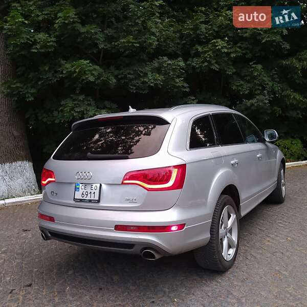 Внедорожник / Кроссовер Audi Q7 2015 в Черновцах