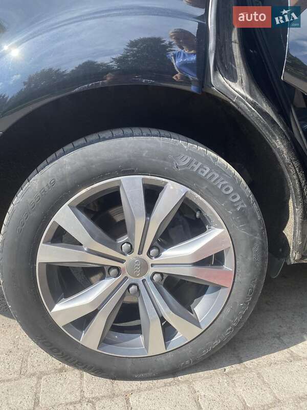 Внедорожник / Кроссовер Audi Q7 2007 в Рокитном