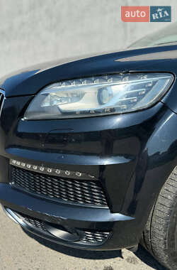 Внедорожник / Кроссовер Audi Q7 2012 в 