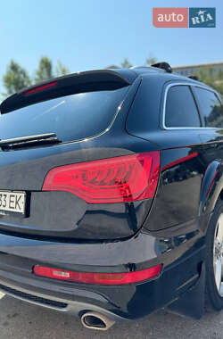 Внедорожник / Кроссовер Audi Q7 2012 в 