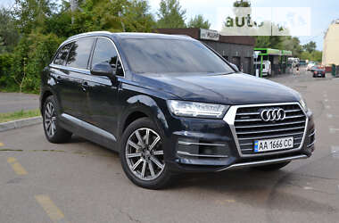 Позашляховик / Кросовер Audi Q7 2017 в Києві