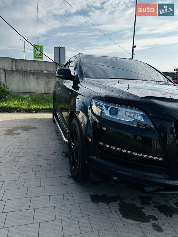Позашляховик / Кросовер Audi Q7 2010 в Стрию