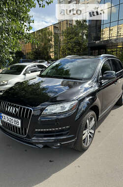 Внедорожник / Кроссовер Audi Q7 2015 в Киеве