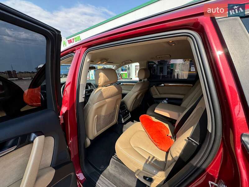 Позашляховик / Кросовер Audi Q7 2011 в Одесі