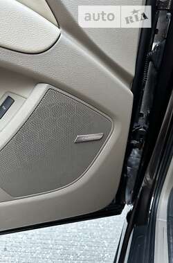 Позашляховик / Кросовер Audi Q7 2014 в 