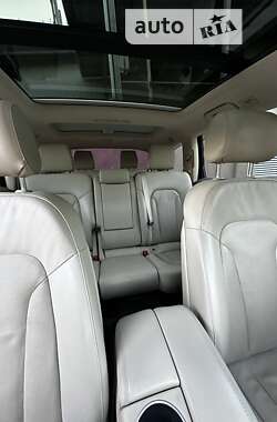 Позашляховик / Кросовер Audi Q7 2014 в 