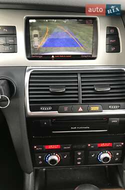 Внедорожник / Кроссовер Audi Q7 2010 в 