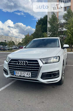 Внедорожник / Кроссовер Audi Q7 2017 в Киеве