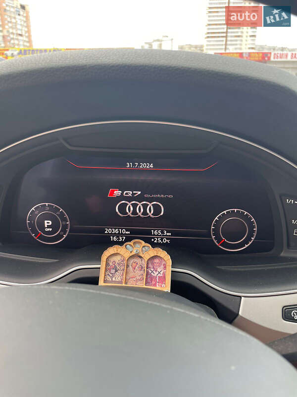 Внедорожник / Кроссовер Audi Q7 2017 в Харькове