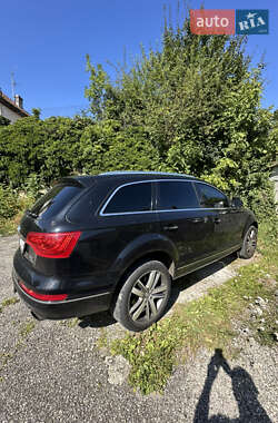 Внедорожник / Кроссовер Audi Q7 2013 в 