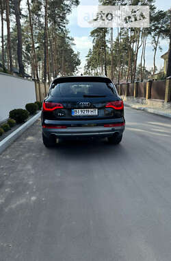 Внедорожник / Кроссовер Audi Q7 2011 в Полтаве