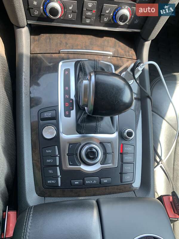 Внедорожник / Кроссовер Audi Q7 2012 в Киеве фото 3 Внедорожник / Кроссовер Audi Q7 2012 в Киеве