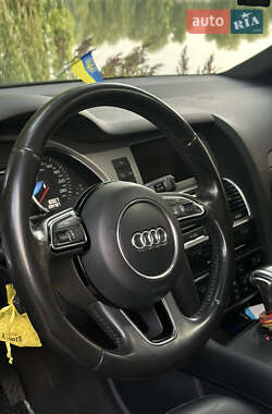 Позашляховик / Кросовер Audi Q7 2014 в 