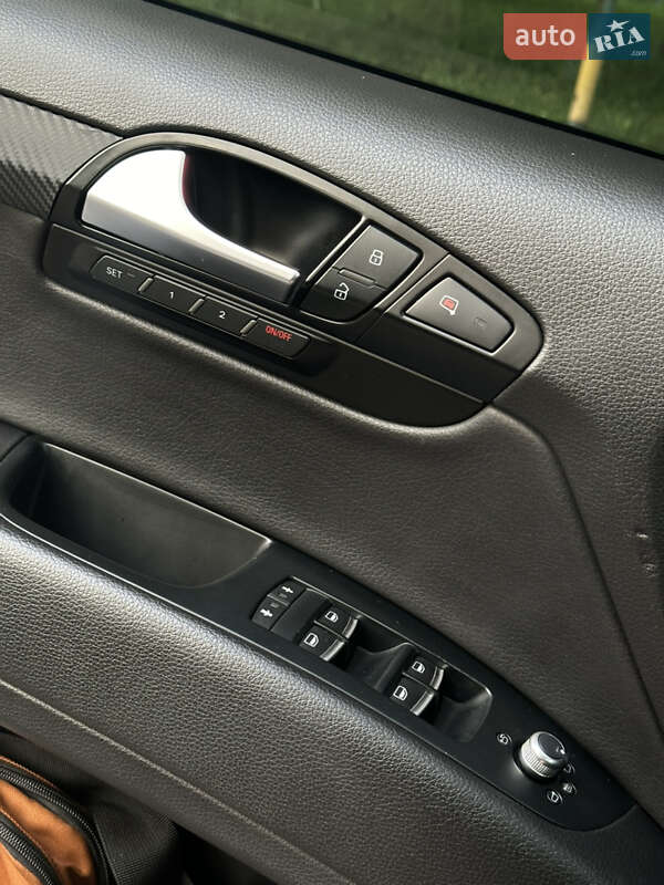 Внедорожник / Кроссовер Audi Q7 2014 в Ровно фото 37 Внедорожник / Кроссовер Audi Q7 2014 в Ровно