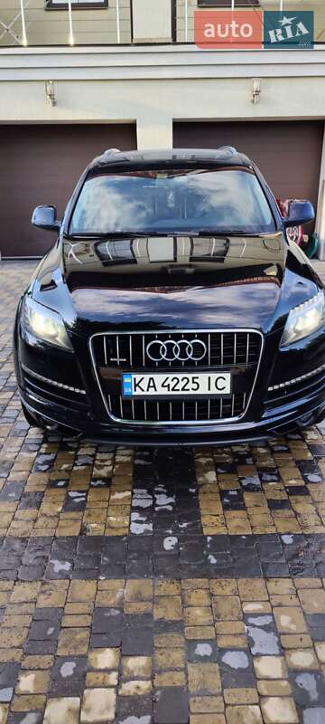Внедорожник / Кроссовер Audi Q7 2014 в Киеве