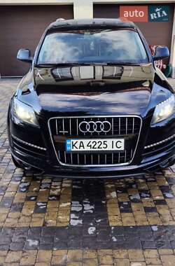 Внедорожник / Кроссовер Audi Q7 2014 в 