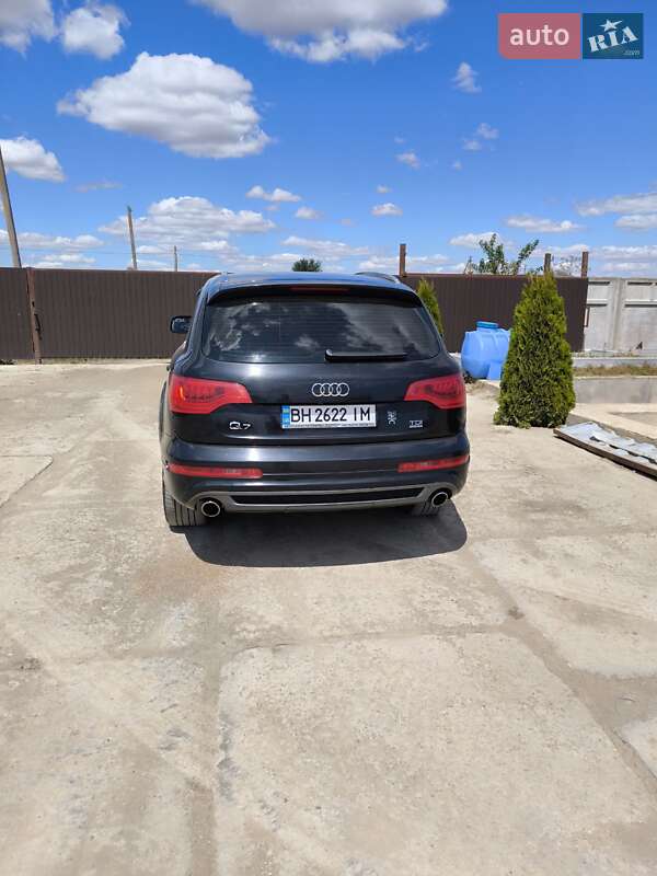 Внедорожник / Кроссовер Audi Q7 2012 в Одессе