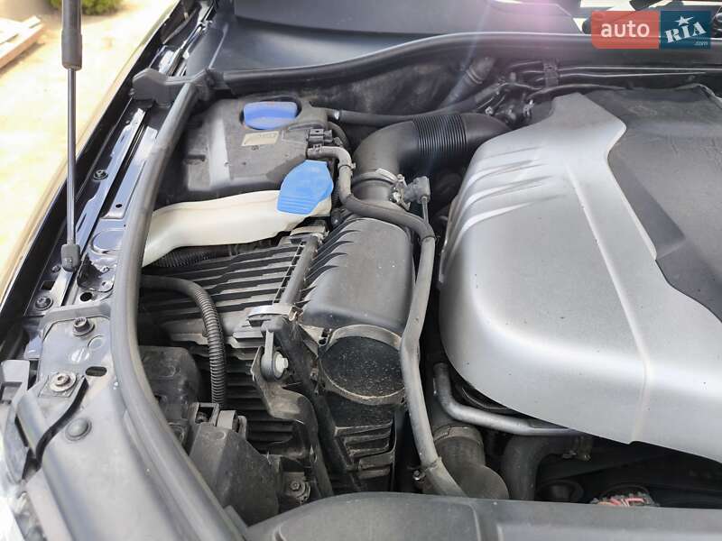 Внедорожник / Кроссовер Audi Q7 2012 в Одессе