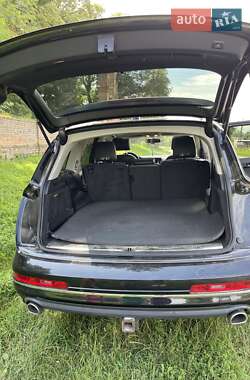 Внедорожник / Кроссовер Audi Q7 2013 в Луцке
