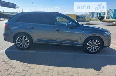 Внедорожник / Кроссовер Audi Q7 2019 в Киеве