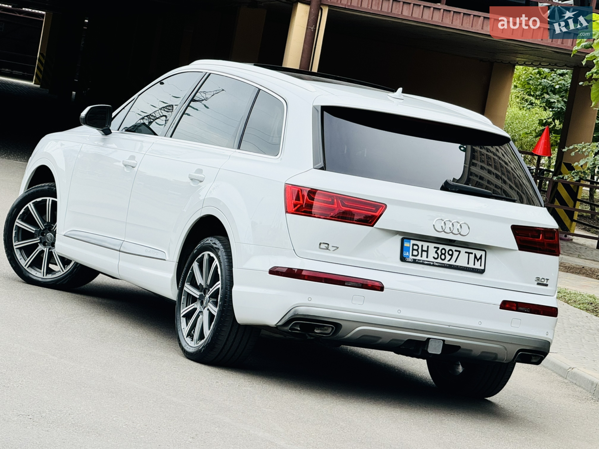 2016 Audi Q7 - мініатюра 4