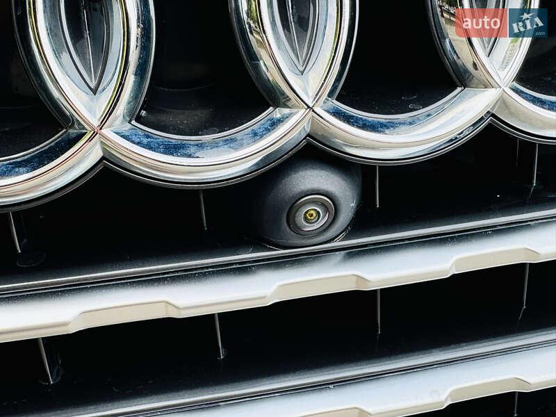 Позашляховик / Кросовер Audi Q7 2016 в Одесі