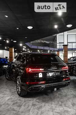 Внедорожник / Кроссовер Audi Q7 2021 в Одессе