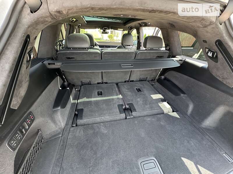 Позашляховик / Кросовер Audi Q7 2016 в Черкасах