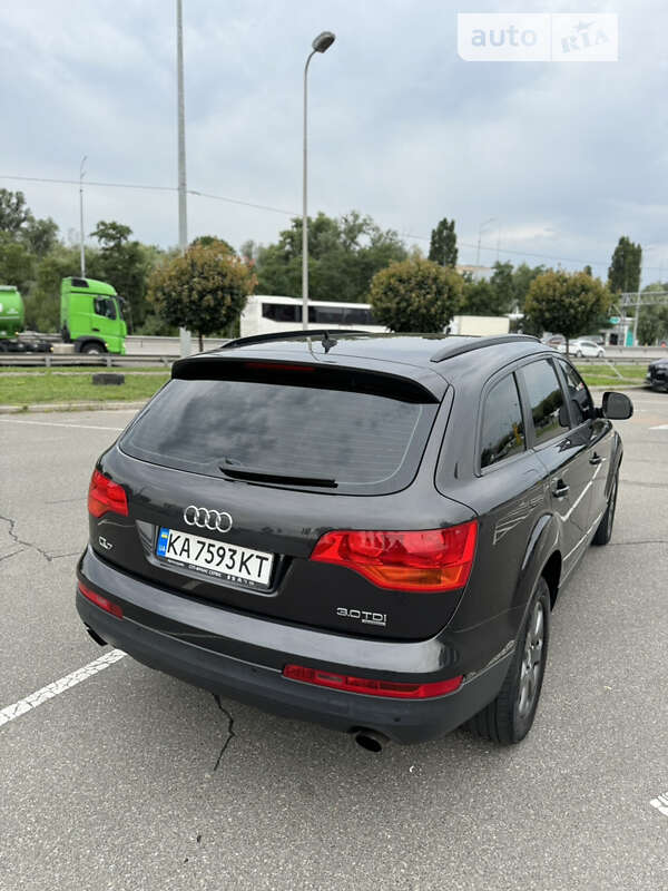 Позашляховик / Кросовер Audi Q7 2007 в Києві