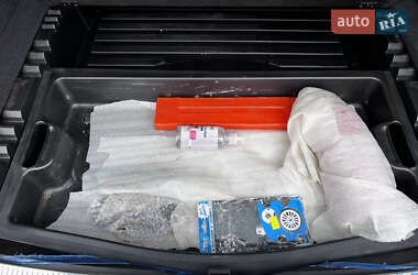 Внедорожник / Кроссовер Audi Q7 2009 в 