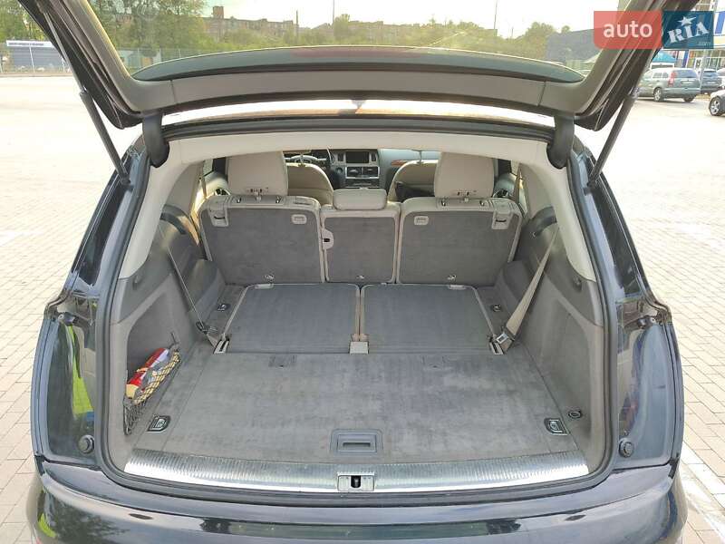 Позашляховик / Кросовер Audi Q7 2014 в Умані