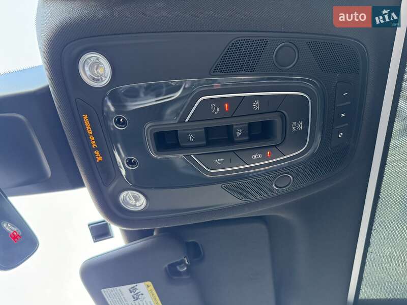 Позашляховик / Кросовер Audi Q7 2017 в Дніпрі
