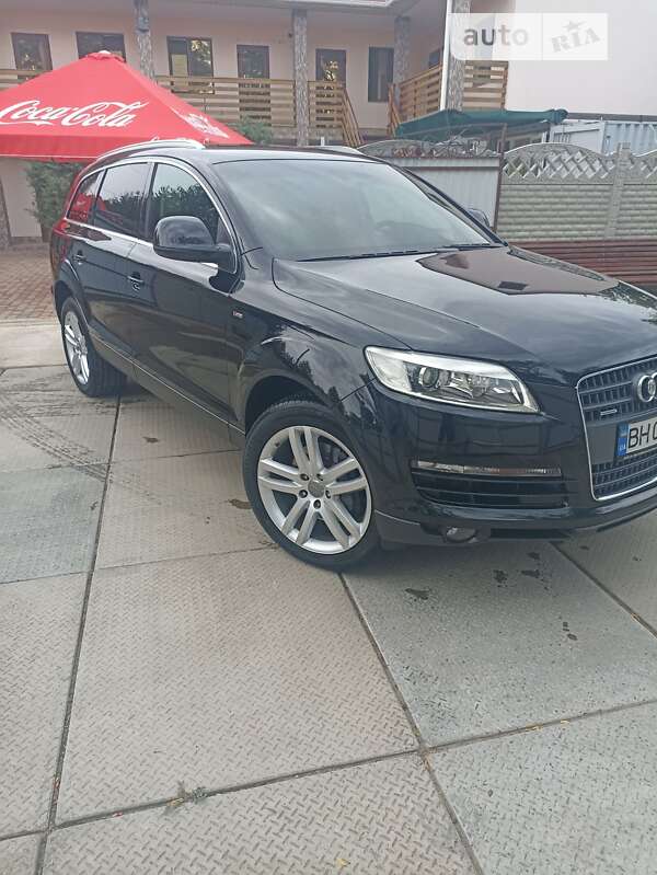 Внедорожник / Кроссовер Audi Q7 2007 в Белгороде-Днестровском